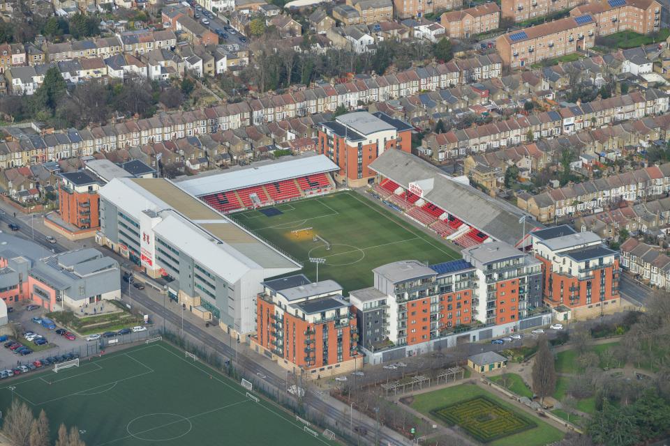 Góc Nhìn Gemwin: The Sun: Leyton Orient tìm hiểu xây sân mới và tổ hợp giải trí ở Đông London