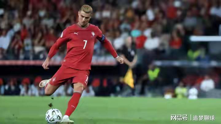 Góc Nhìn Gemwin: Cuộc họp ba bên ngã ngũ: liên đoàn muốn Ronaldo giã từ, còn anh lại nhắm World Cup
